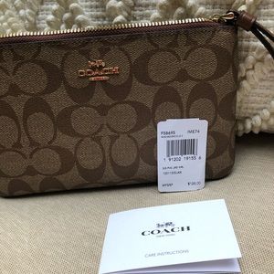 NWT!! Coach Large Wristlet in Signature Canvas